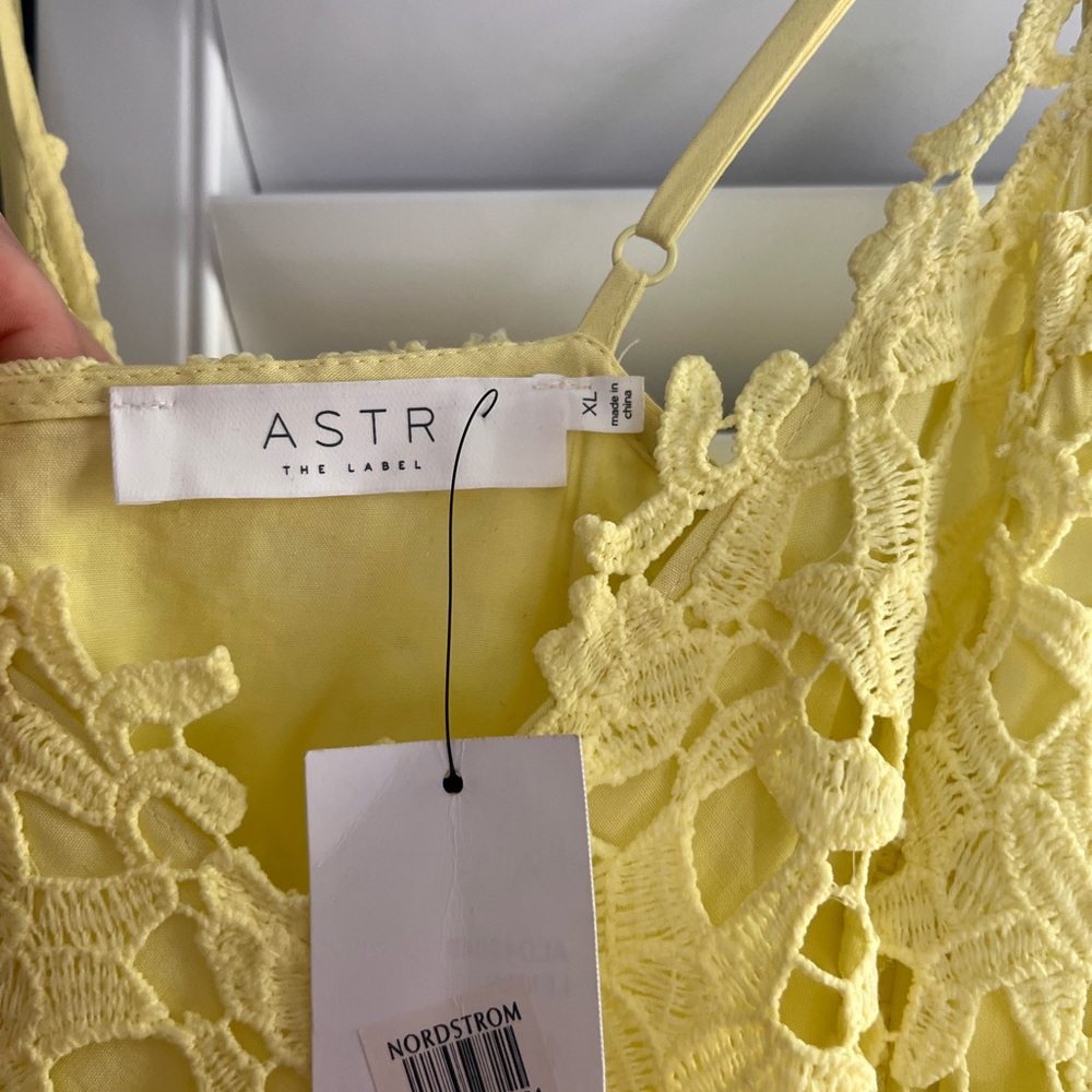 Astr Yellow Lace Midi Dress - Picture 4 of 6